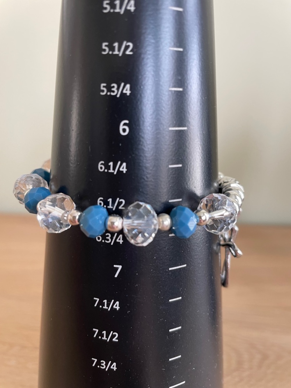 HAND CRAFTED CRYSTAL & INFINITY CROSS STRETCH BRACELET Blue, Clear, & Silver - Picture 11 of 16